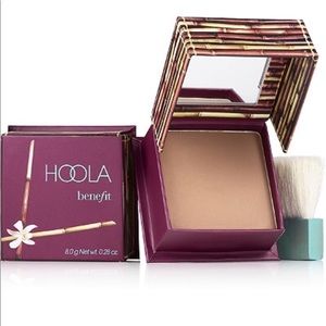 Hoola benefit bronzer!